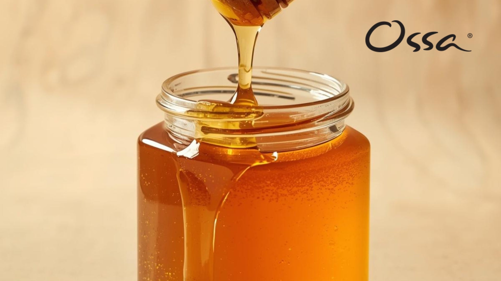 What Is Raw Honey? Complete Guide to Benefits, Uses & Buying in the UK